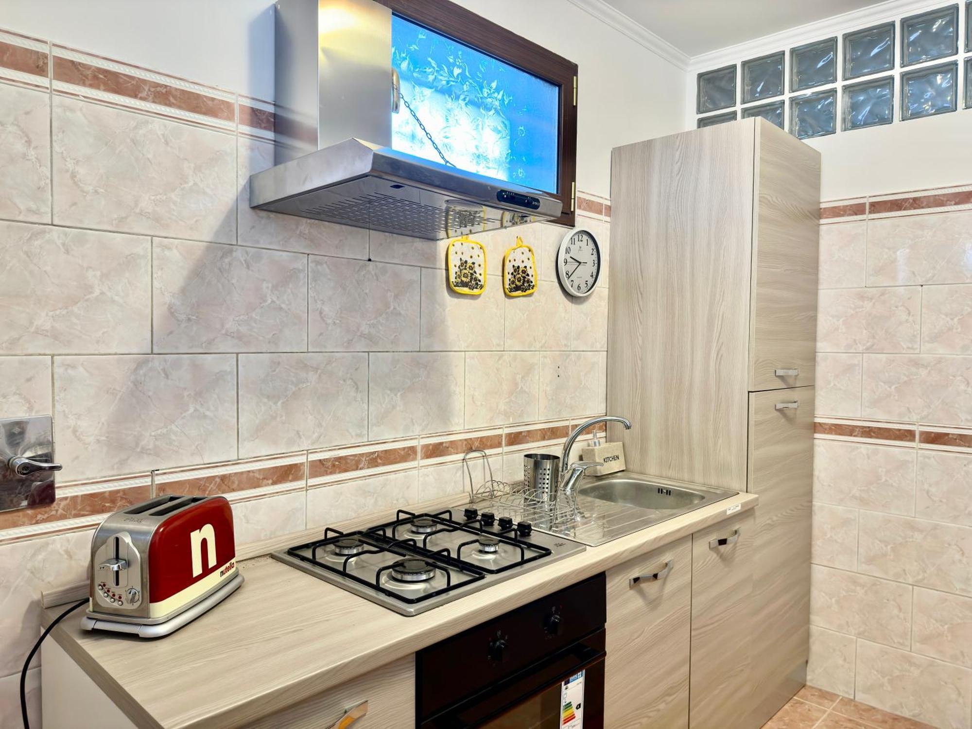Casa Anto-90 Mq Con Parcheggio Interno-animal Friendly Holiday home Infernetto